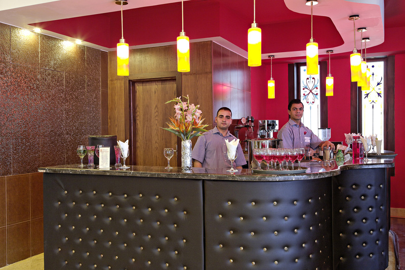 The Three Corners Sunny Beach Resort - Lobi