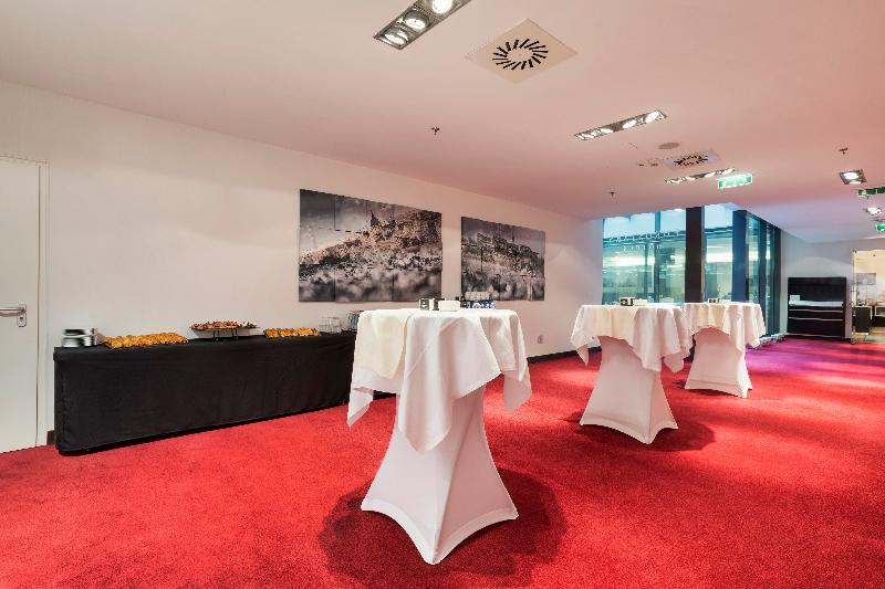 Exe Budapest Center - Toplantı