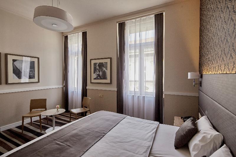 Hotel Central Basilica - Oda