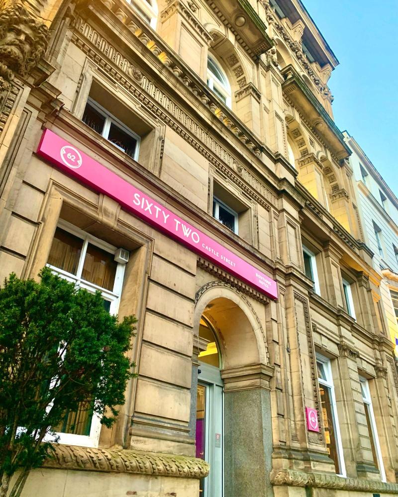 62 Castle Street - Genel