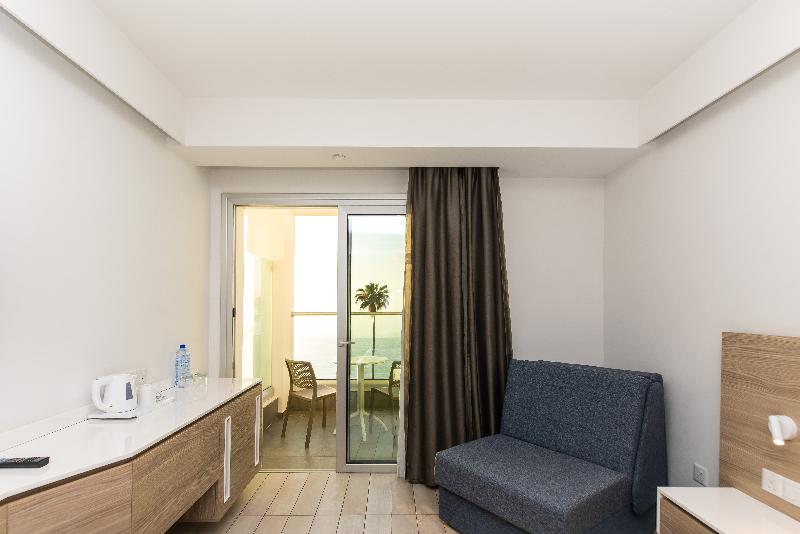 Evalena Beach Hotel - Oda