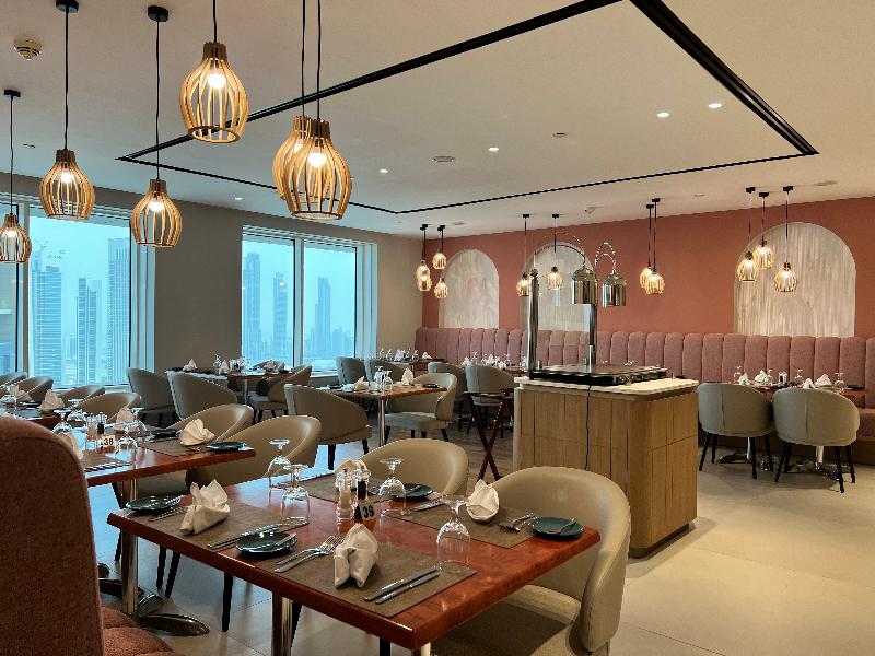 Residence Inn By Marriott Sheikh Zayed Road - Restoran