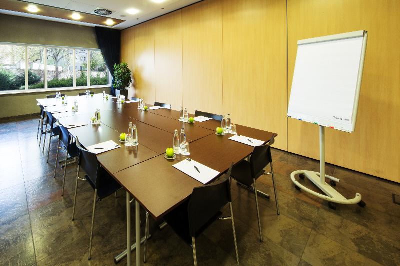 Scandic Charlottenburg - Toplantı