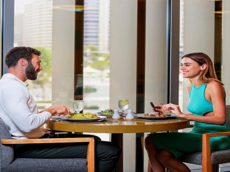 Hala Arjaan by Rotana - Restoran