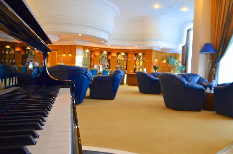 Royal Garden Palace - Bar