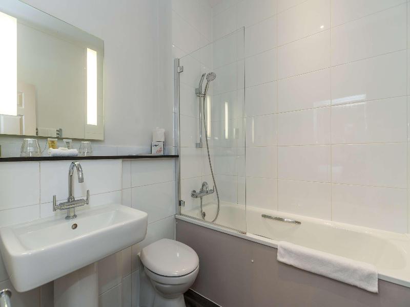 De Vere Venues Gorse Hill - Oda