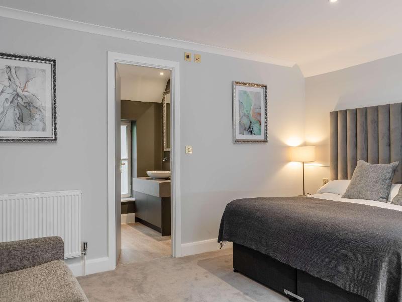 De Vere Venues Gorse Hill - Oda