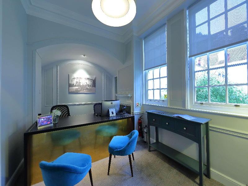 De Vere Venues Gorse Hill - Oda