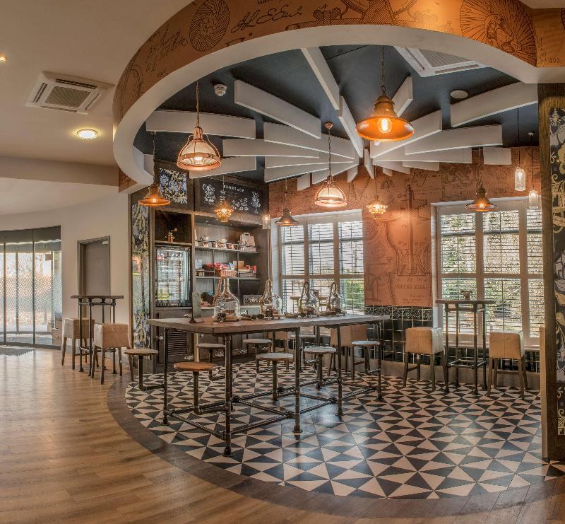 De Vere Latimer Place - Bar