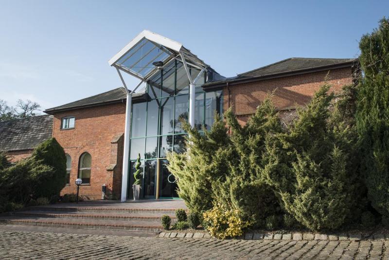 De Vere Latimer Place - Genel