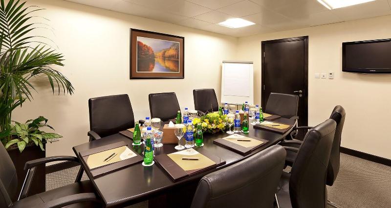 Al Manzel Hotel Apartments - Toplantı