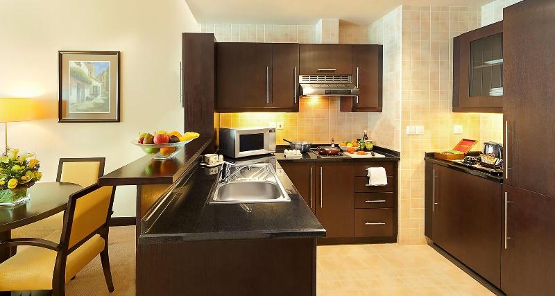Al Manzel Hotel Apartments - Oda