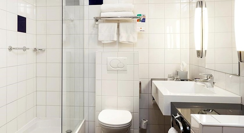 Park Inn by Radisson York - Genel