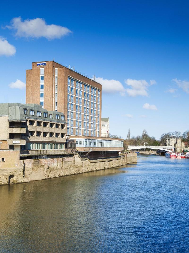 Park Inn by Radisson York - Genel