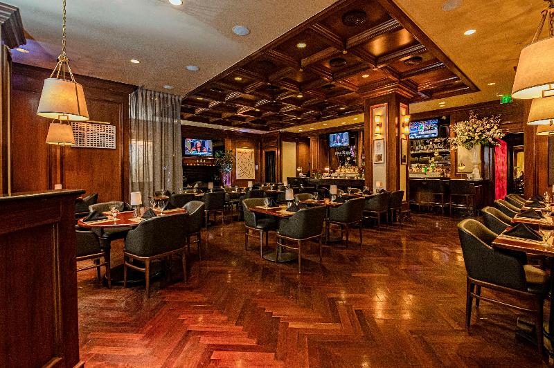 The Garden City Hotel - Bar