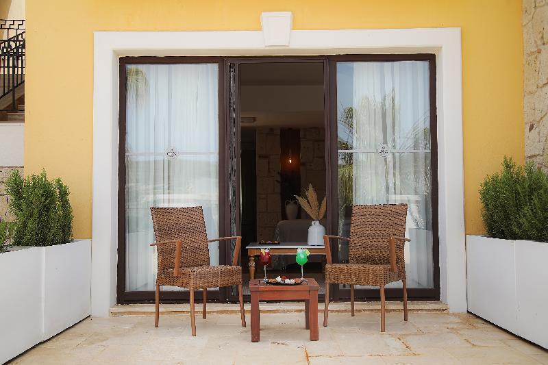 Cocos the Club Solto - Oda