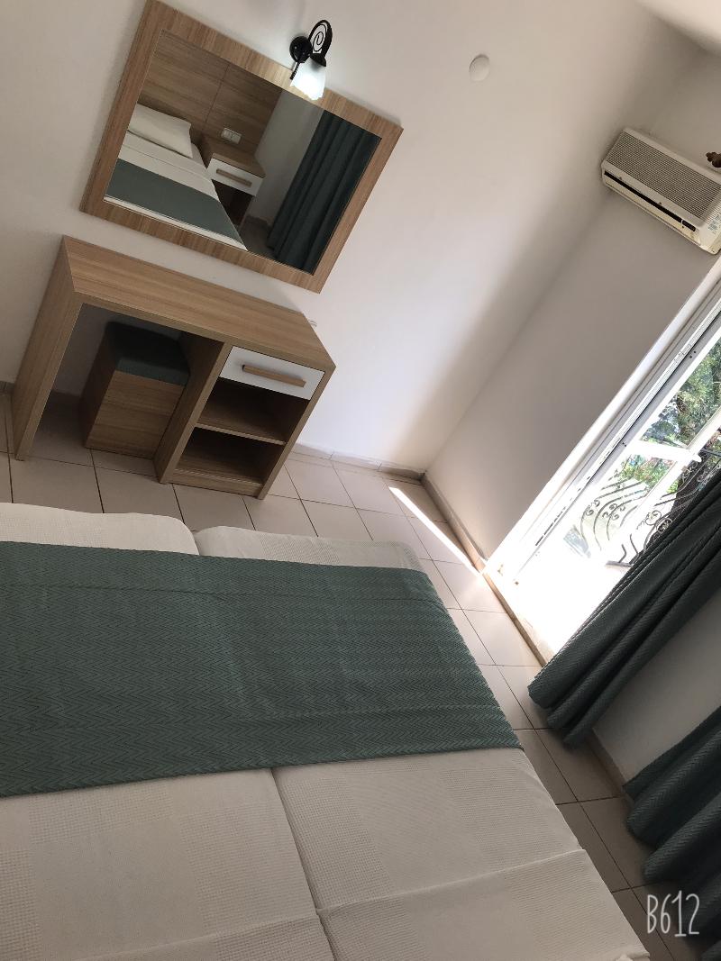 Ant Apartments - Oda