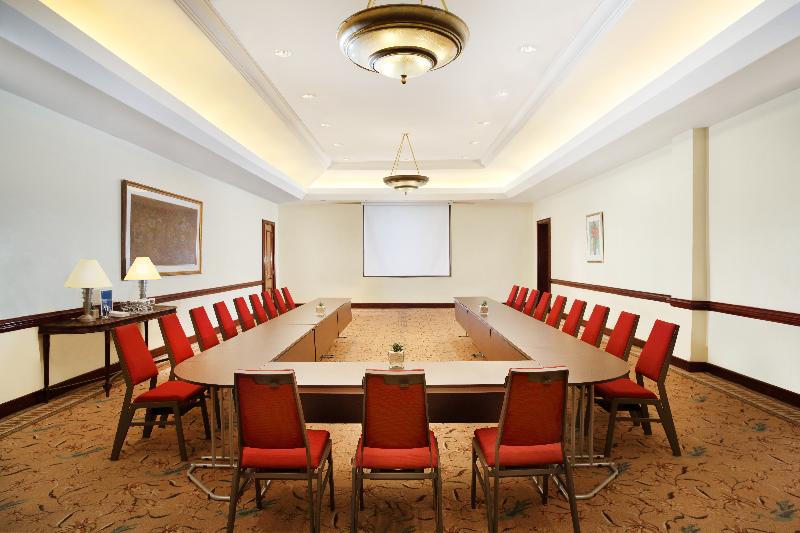 Sheraton Surabaya Hotel & Towers - Toplantı