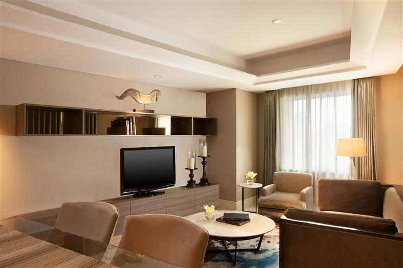 Sheraton Surabaya Hotel & Towers - Genel