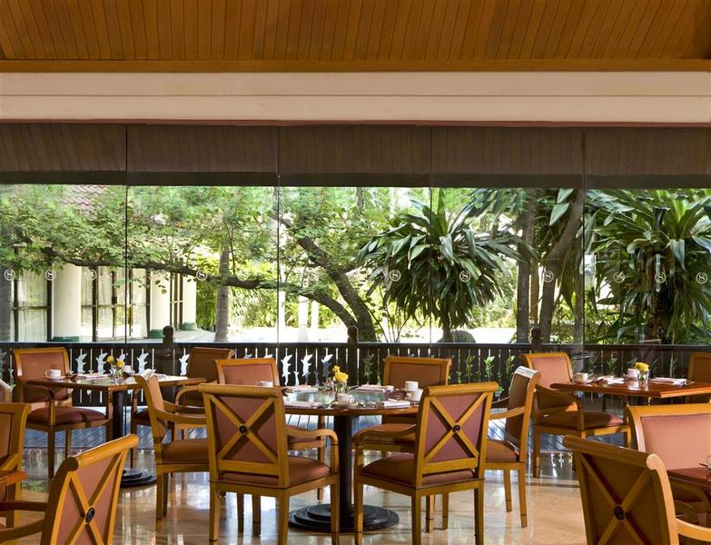 Sheraton Surabaya Hotel & Towers - Genel