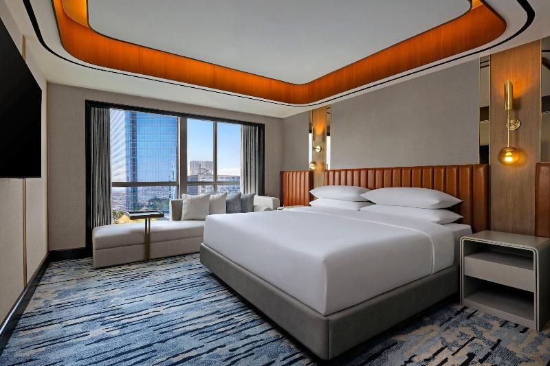 Sheraton Surabaya Hotel & Towers - Oda