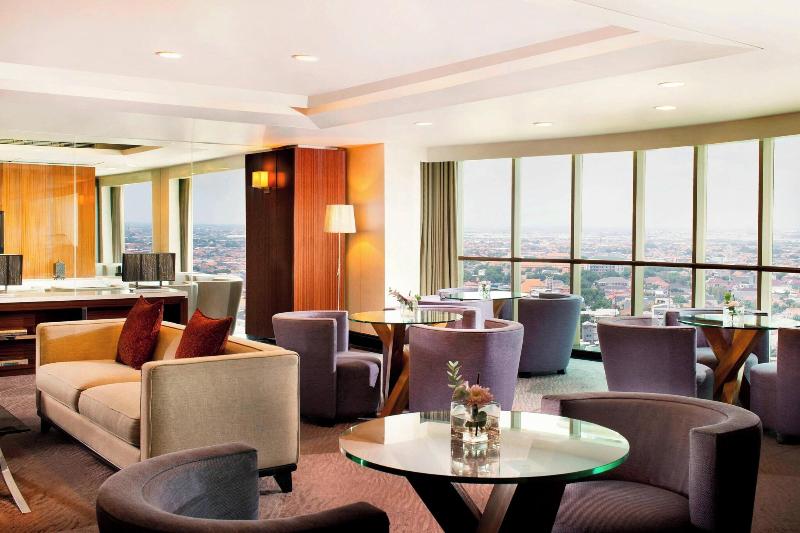 Sheraton Surabaya Hotel & Towers - Oda