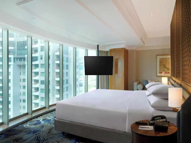 Sheraton Surabaya Hotel & Towers - Oda