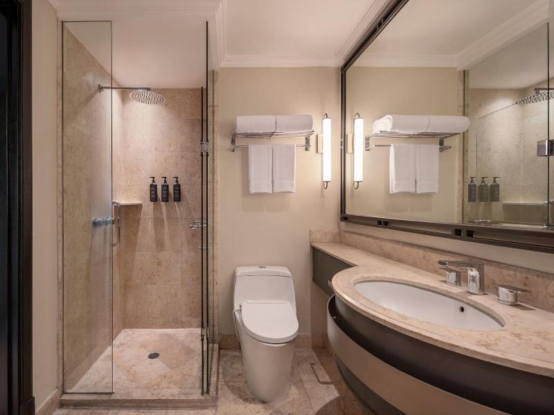 Sheraton Surabaya Hotel & Towers - Oda