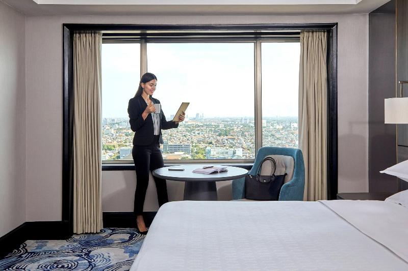 Sheraton Surabaya Hotel & Towers - Oda
