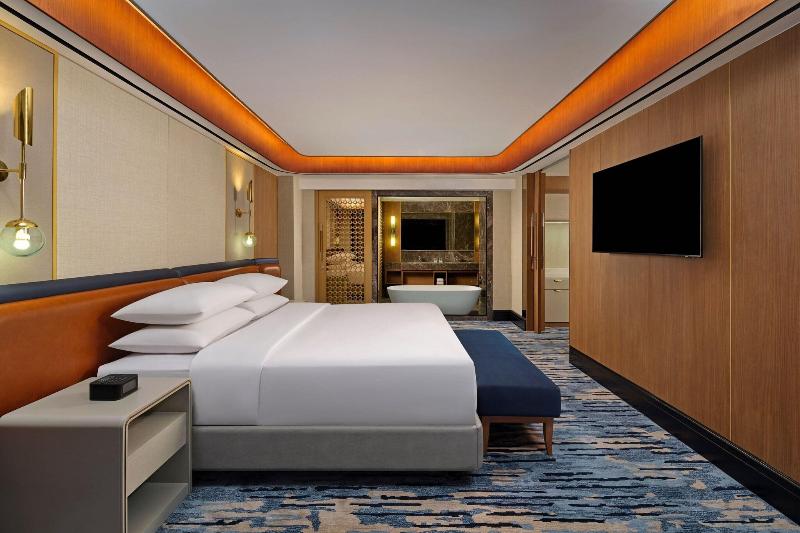 Sheraton Surabaya Hotel & Towers - Oda