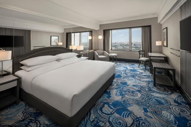 Sheraton Surabaya Hotel & Towers - Oda