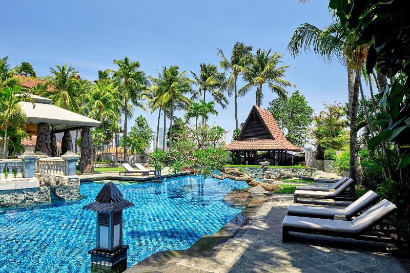 Sheraton Surabaya Hotel & Towers - Havuz