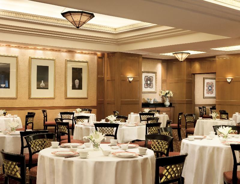 Sheraton Surabaya Hotel & Towers - Restoran