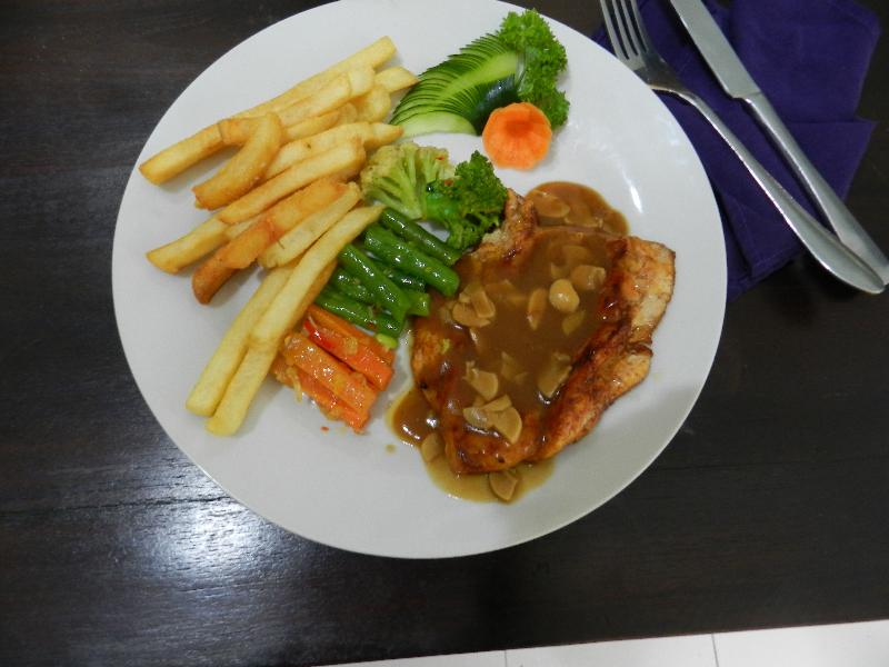Puri Maharani Boutique Hotel - Restoran