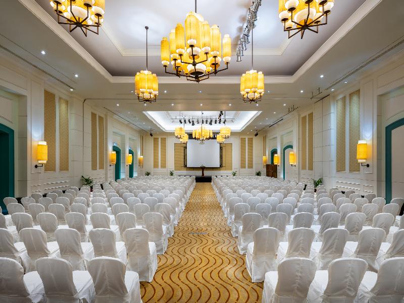 Centara Grand Beach Resort Phuket - Toplantı