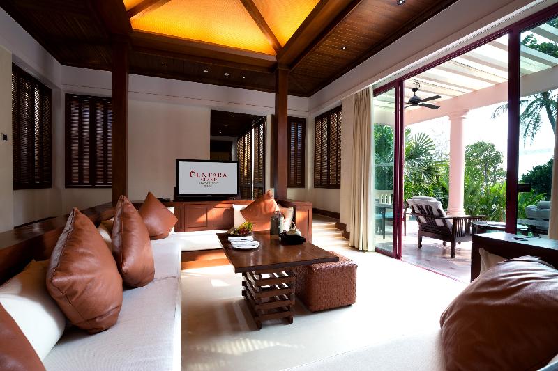 Centara Grand Beach Resort Phuket - Oda
