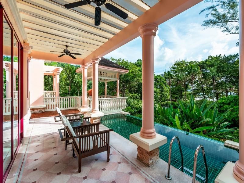 Centara Grand Beach Resort Phuket - Oda