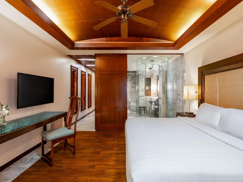 Centara Grand Beach Resort Phuket - Oda