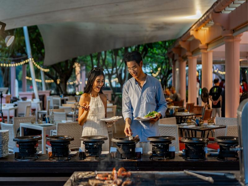 Centara Grand Beach Resort Phuket - Restoran