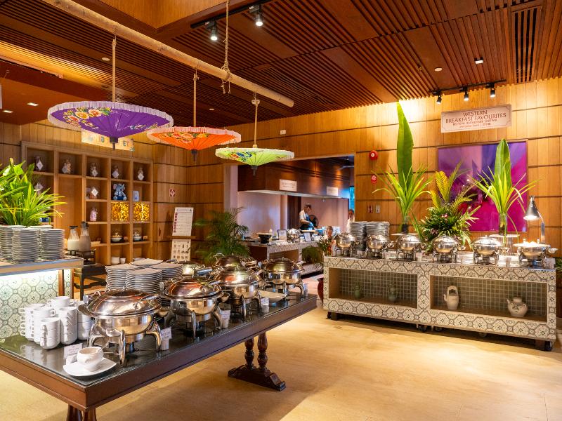 Centara Grand Beach Resort Phuket - Restoran