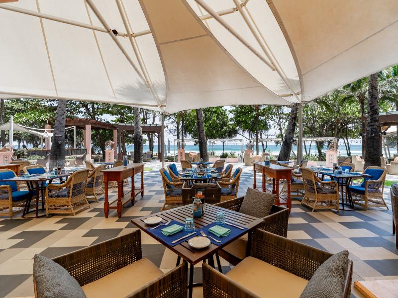 Centara Grand Beach Resort Phuket - Restoran