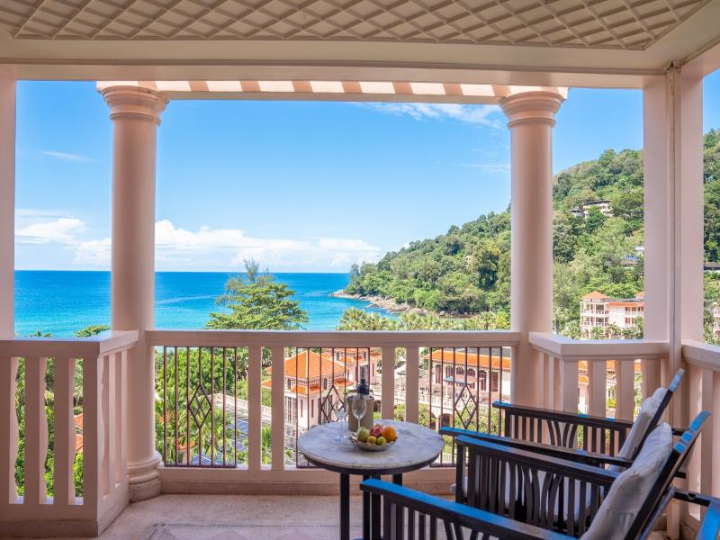 Centara Grand Beach Resort Phuket - Teras