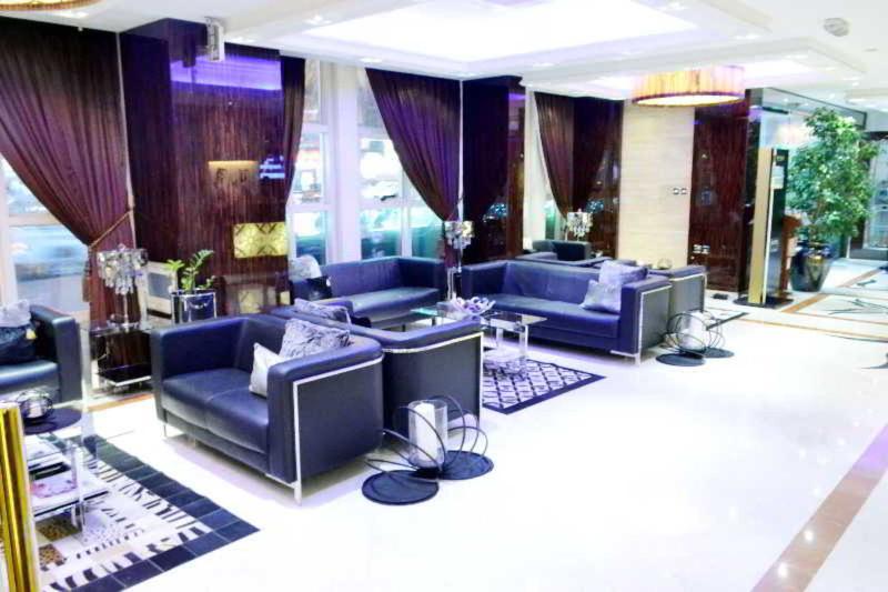 Montreal Hotel - Lobi