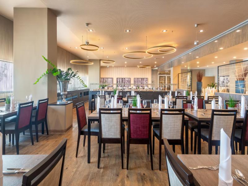 Radisson Blu Hotel & Conference Centre, Salzburg - Restoran