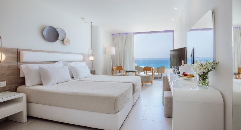 Tasia Maris Sands - Oda