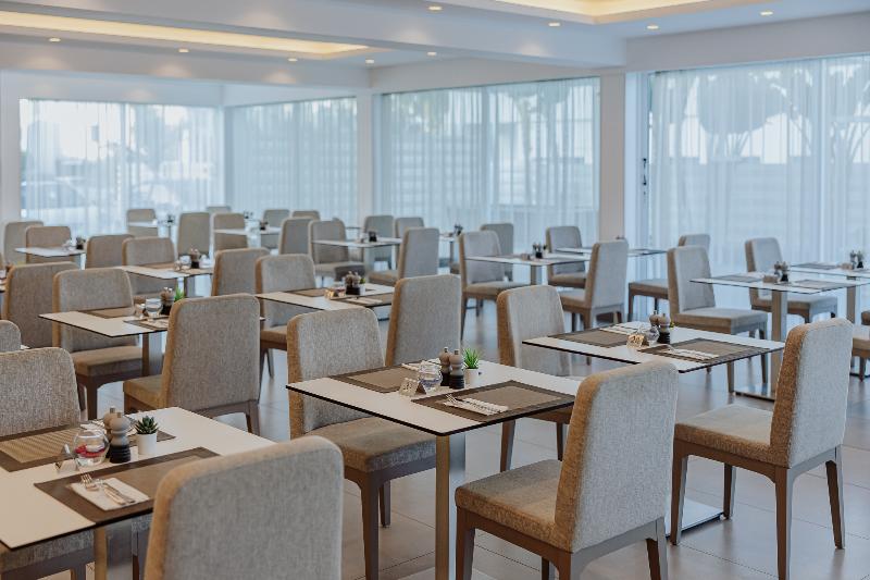 Tasia Maris Sands - Restoran