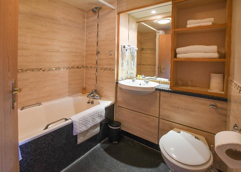 The Queens Hotel & Victoria Cloisters Apartments - Oda