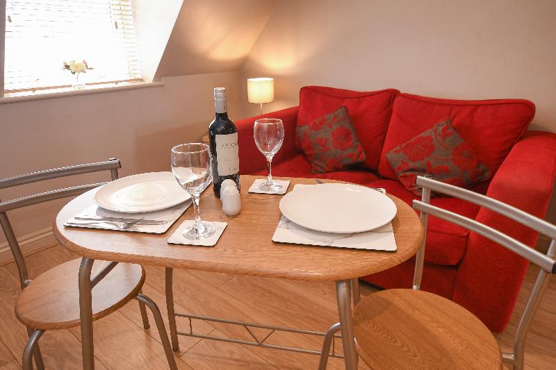 The Queens Hotel & Victoria Cloisters Apartments - Oda