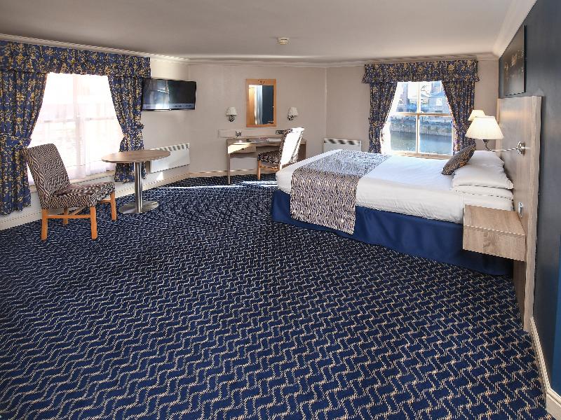 The Queens Hotel & Victoria Cloisters Apartments - Oda