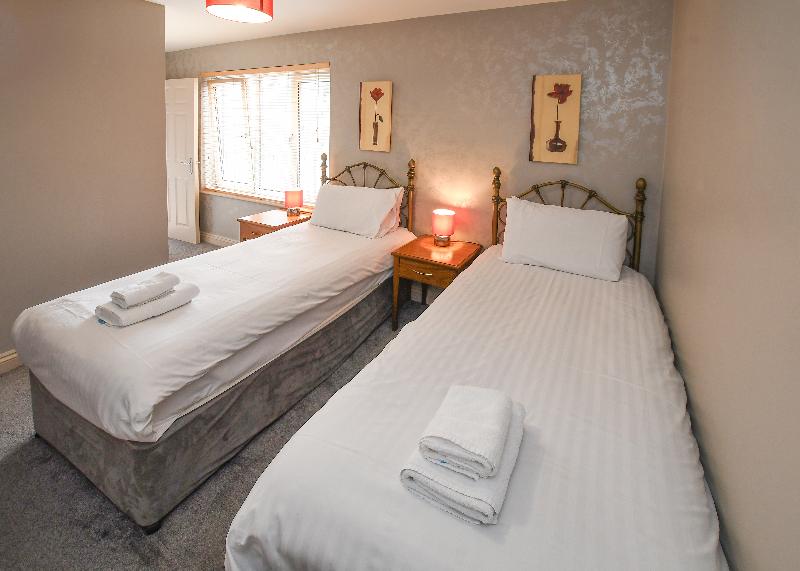 The Queens Hotel & Victoria Cloisters Apartments - Oda